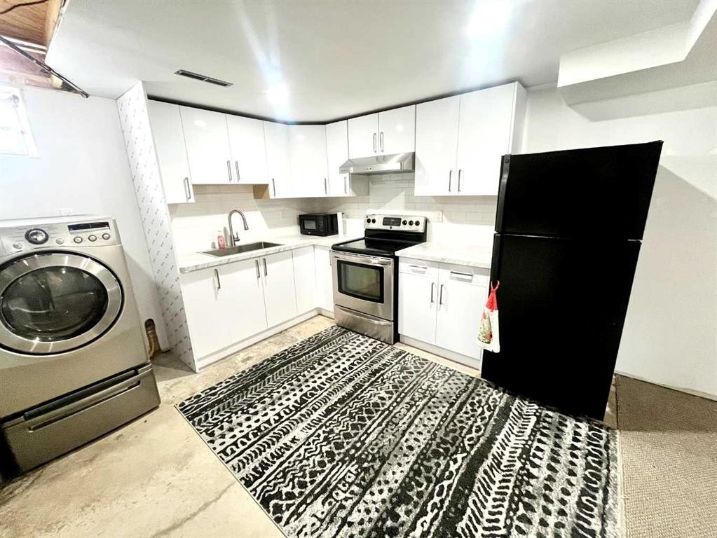 5104 Marshall Road Ne, Calgary, AB - Indoor