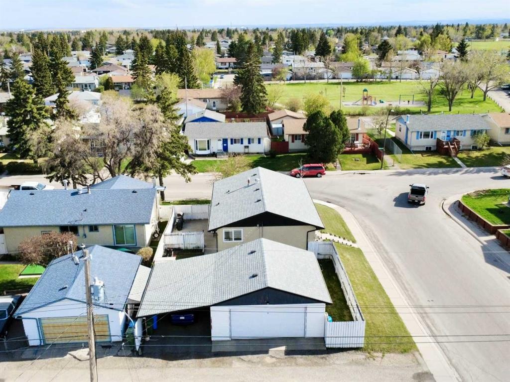 5104 Marshall Road Ne, Calgary, AB - Outdoor