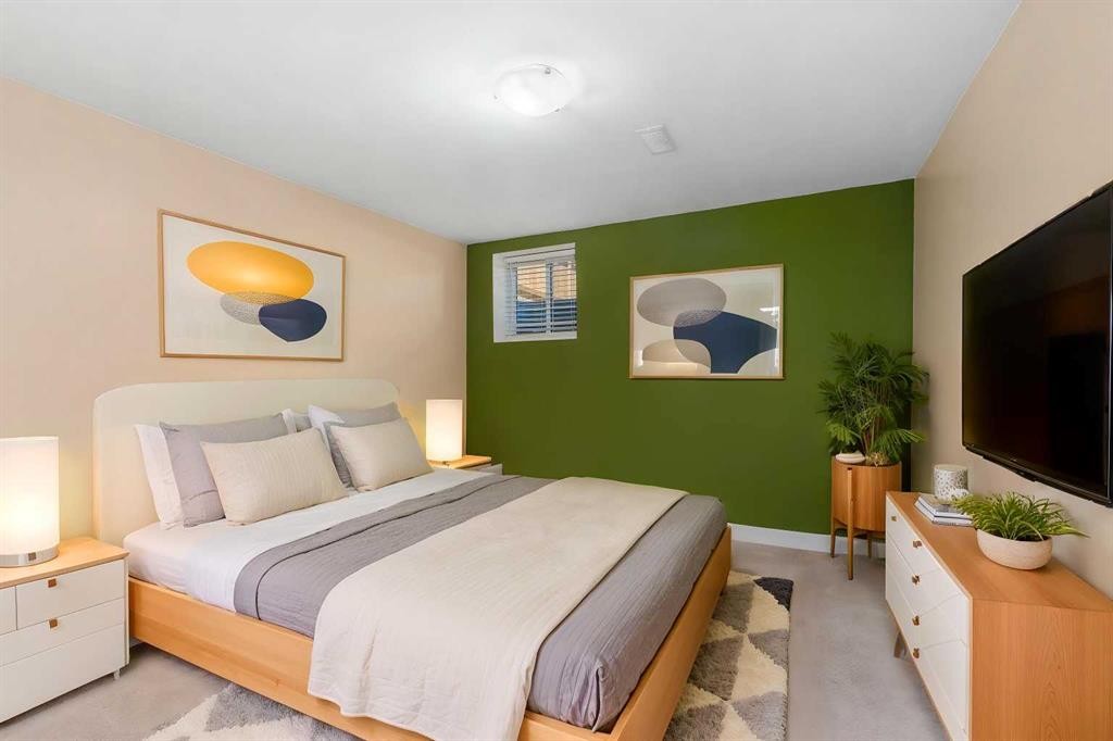 630 69 Avenue Sw, Calgary, AB - Indoor Photo Showing Bedroom