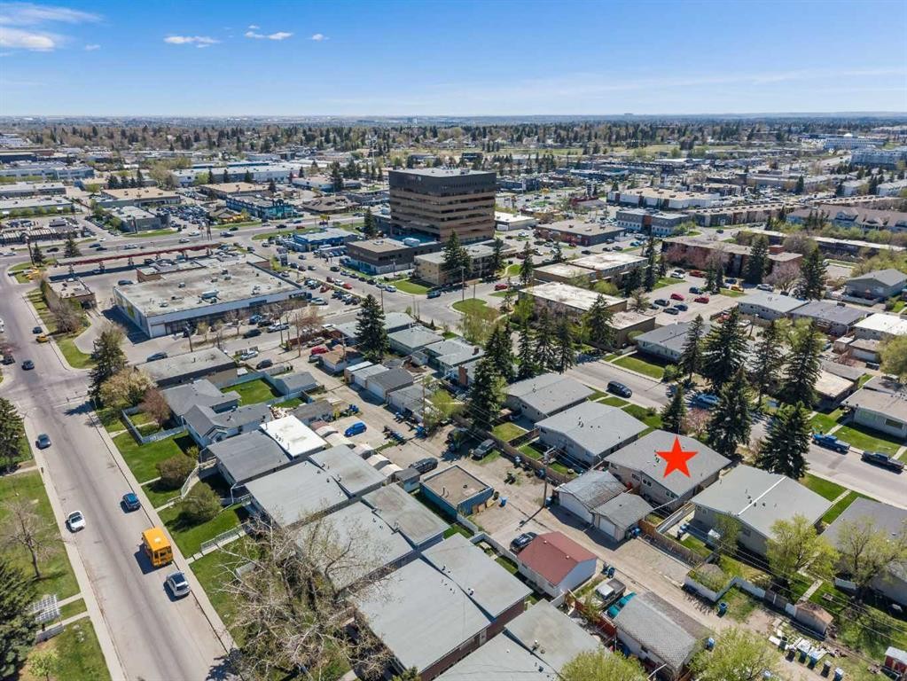 630 69 Avenue Sw, Calgary, AB - Outdoor With View