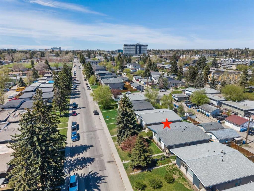 630 69 Avenue Sw, Calgary, AB - Outdoor With View
