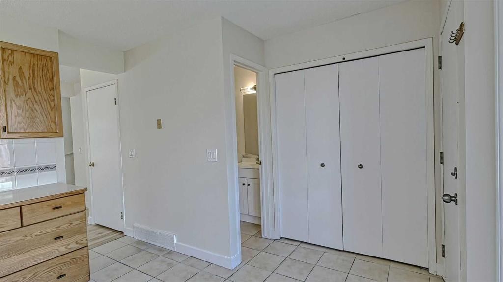 157 Harvest Gold Heights Ne, Calgary, AB - Indoor
