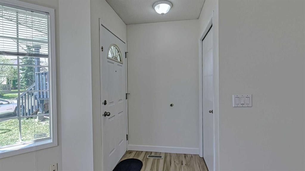 157 Harvest Gold Heights Ne, Calgary, AB - Indoor Photo Showing Other Room