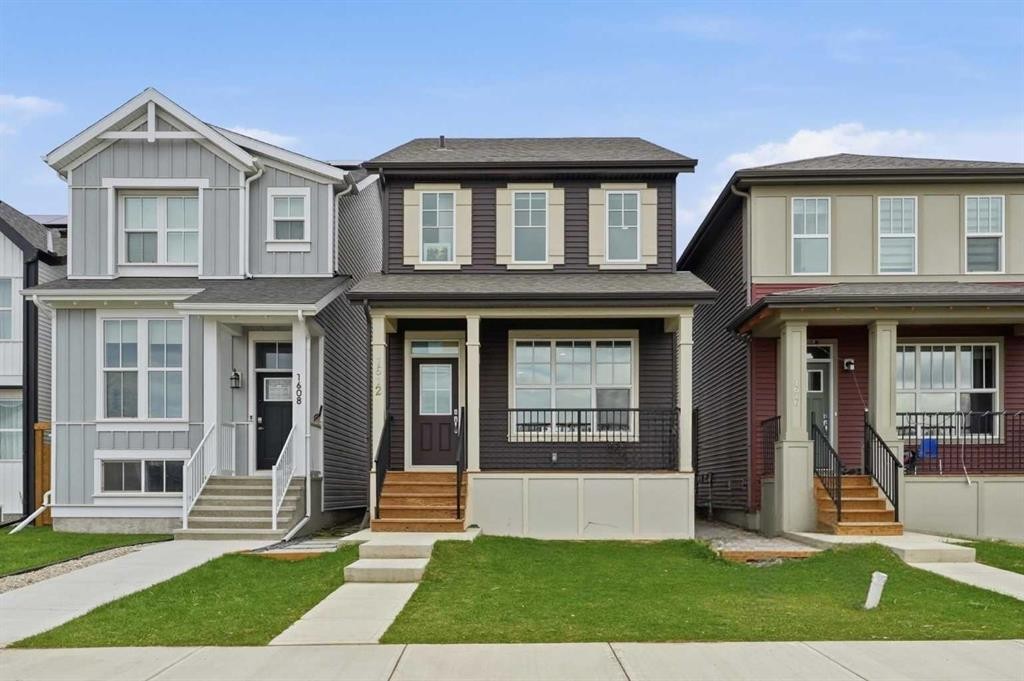 1612 Rangeview Drive Se, Calgary, AB - Outdoor With Facade