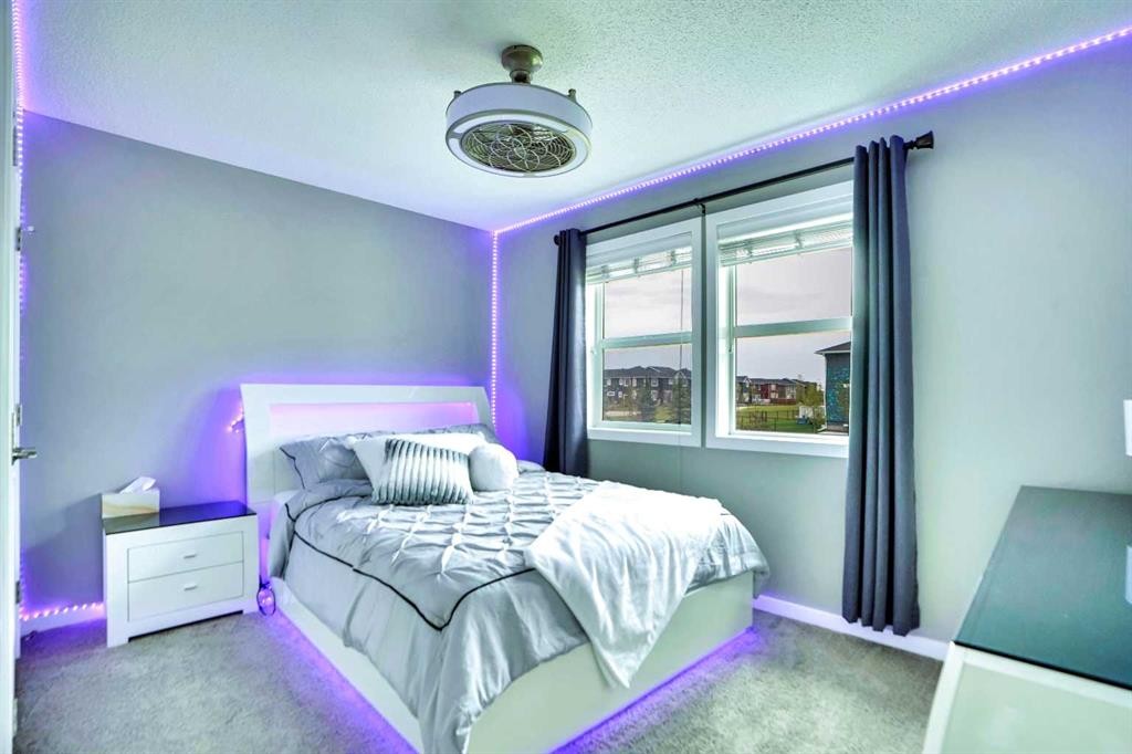 100 Redstone Parade Ne, Calgary, AB - Indoor Photo Showing Bedroom