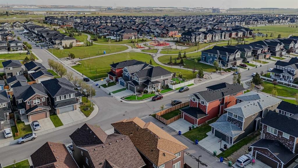 100 Redstone Parade Ne, Calgary, AB - Outdoor With View