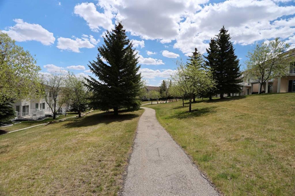 78 Hamptons Link Nw, Calgary, AB - Outdoor With View