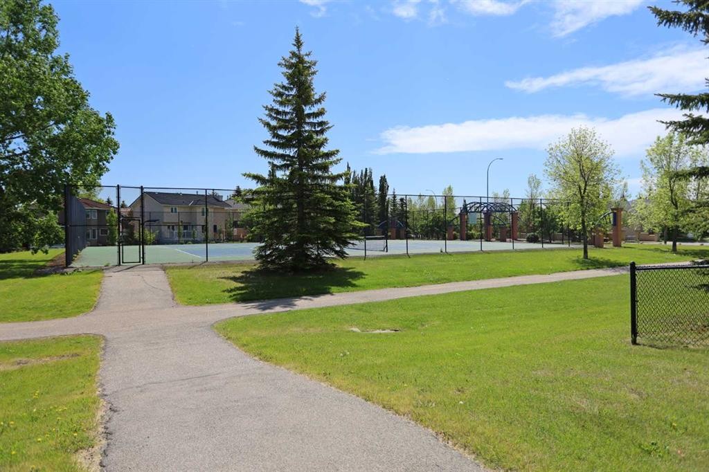 78 Hamptons Link Nw, Calgary, AB - Outdoor