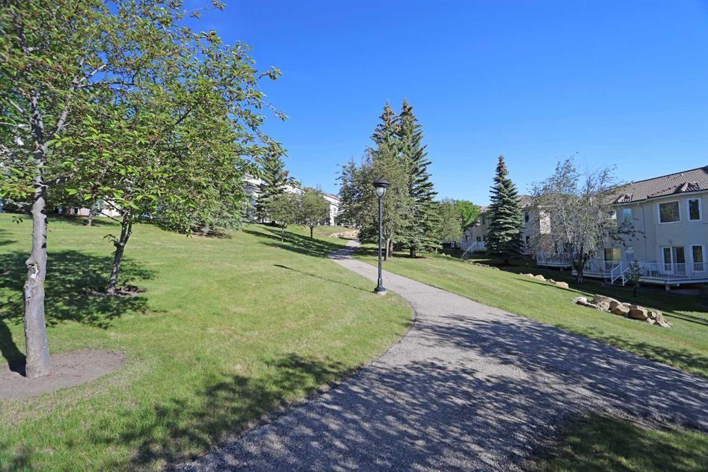 78 Hamptons Link Nw, Calgary, AB