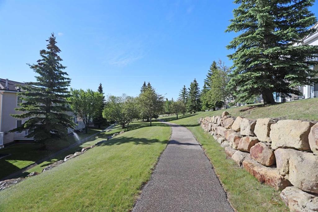 78 Hamptons Link Nw, Calgary, AB