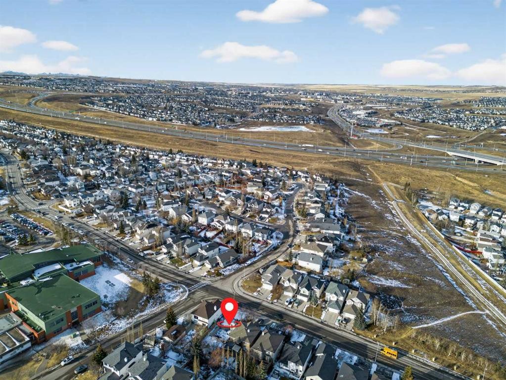 10929 Hidden Valley Drive Nw, Calgary, AB