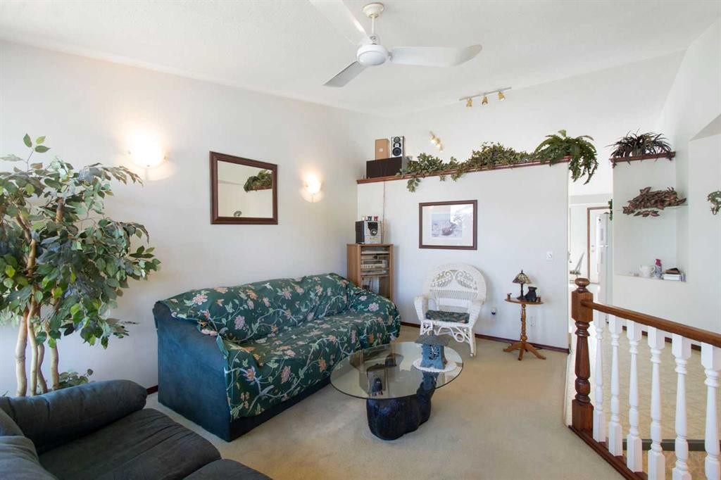 2 Madison Court, Strathmore, AB - Indoor