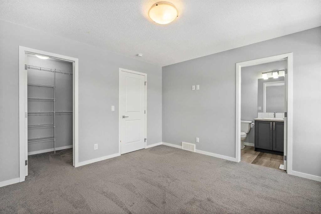 109 Dawson Drive, Chestermere, AB - Indoor Photo Showing Other Room