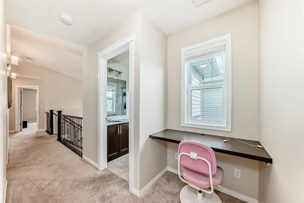 91 Nolanfield Crescent Nw, Calgary, AB - Indoor Photo Showing Other Room