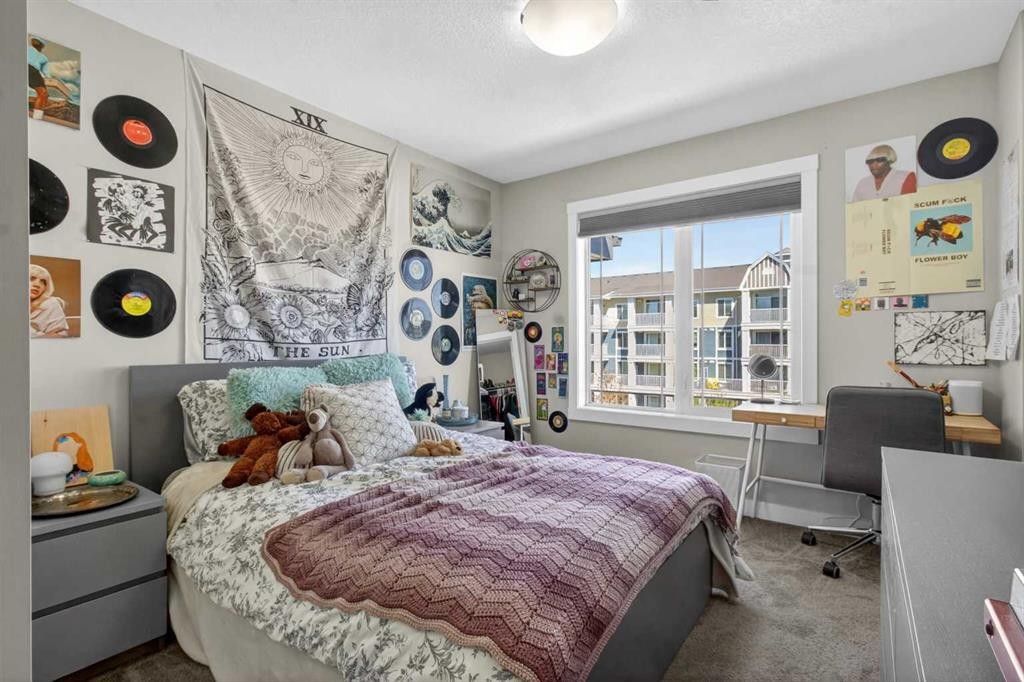 241 Auburn Meadows Drive Se, Calgary, AB - Indoor Photo Showing Bedroom