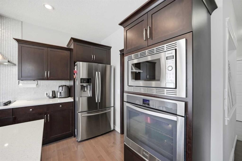 60 Redstone Grove Ne, Calgary, AB - Indoor Photo Showing Kitchen