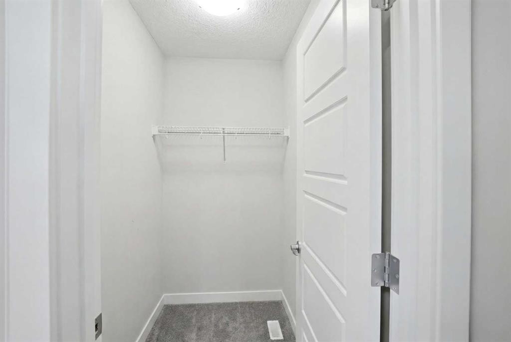 60 Redstone Grove Ne, Calgary, AB - Indoor