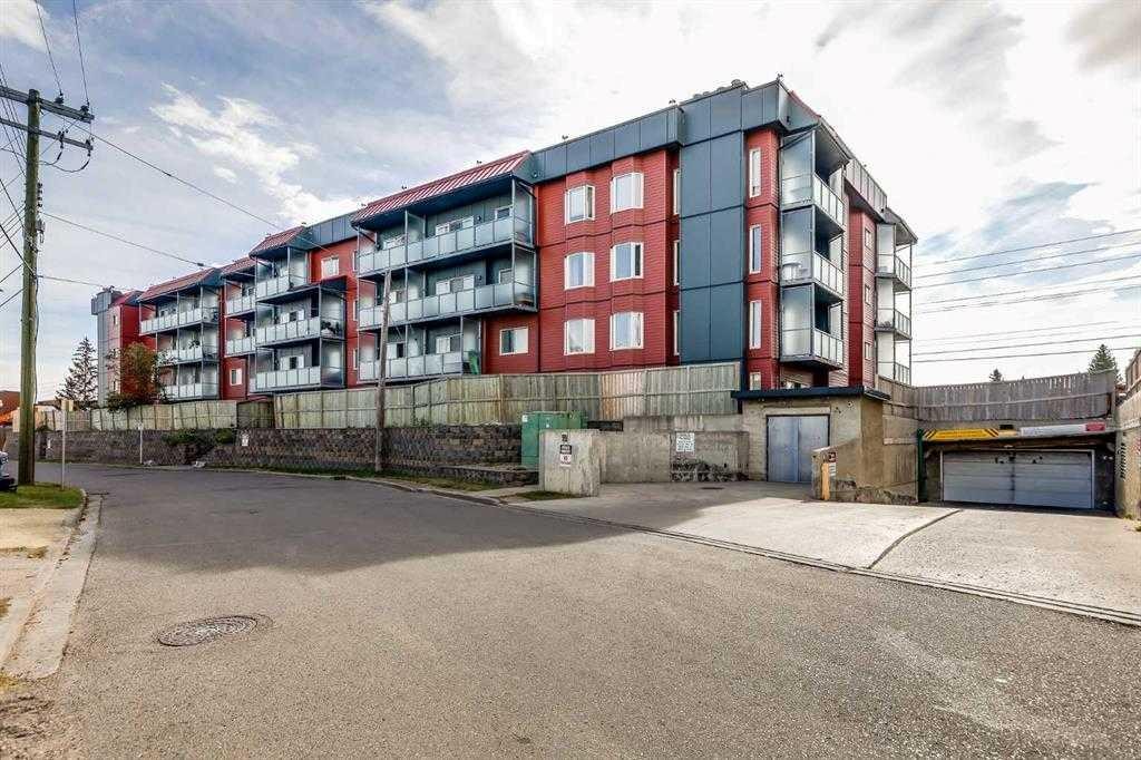 104-335 Garry Crescent Ne, Calgary, AB - Outdoor With Facade
