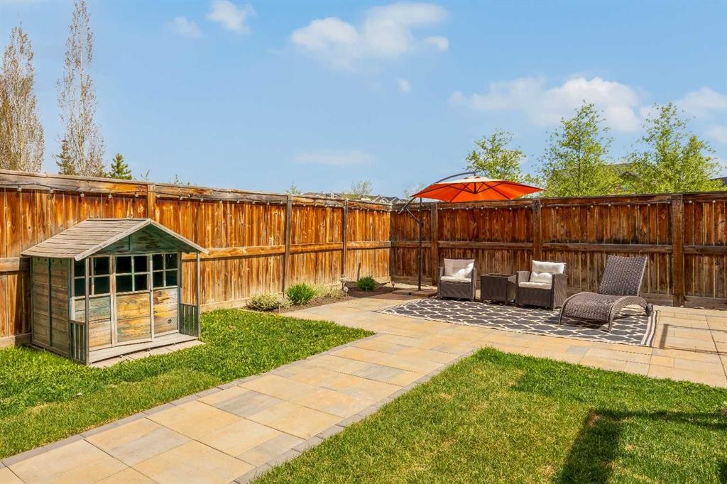 30 Cranarch View Se, Calgary, AB - Outdoor