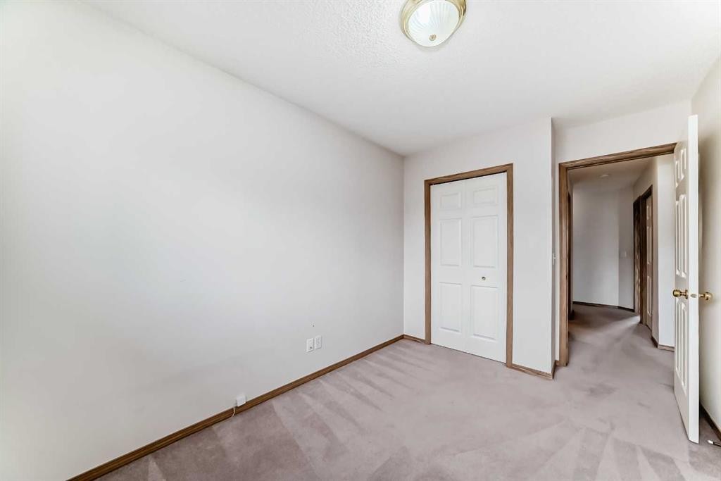 152 Country Hills Villas Nw, Calgary, AB - Indoor Photo Showing Other Room