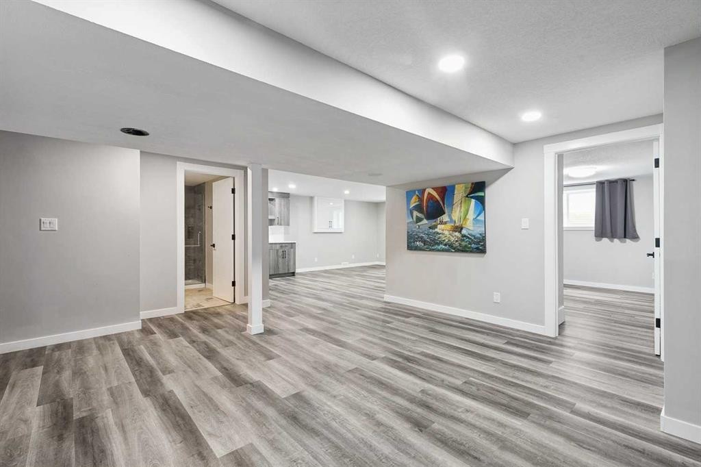 7116 Hunterwood Road Nw, Calgary, AB - Indoor
