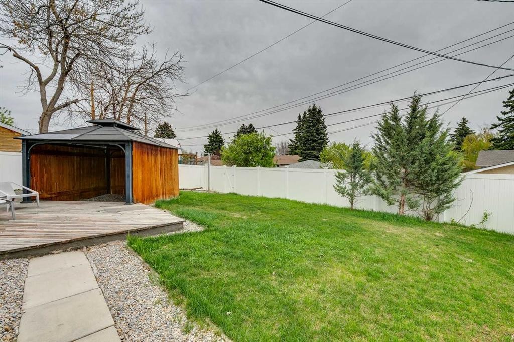 7116 Hunterwood Road Nw, Calgary, AB - Outdoor