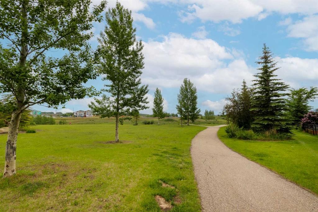 17-28 Heritage Drive, Cochrane, AB - Outdoor With View