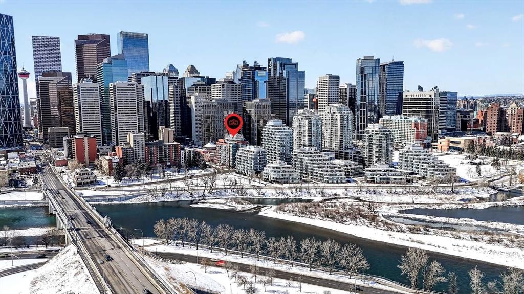 312-205 Riverfront Avenue Sw, Calgary, AB - Outdoor With View