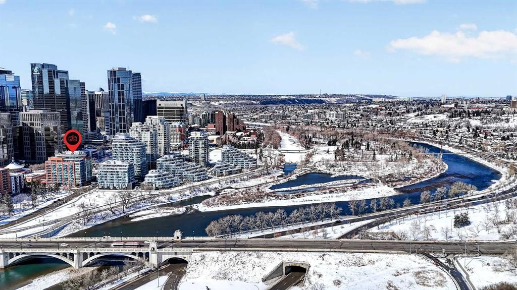 312-205 Riverfront Avenue Sw, Calgary, AB - Outdoor With View