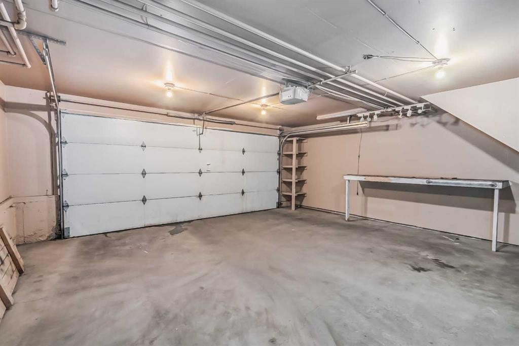 219 Kincora Lane Nw, Calgary, AB - Indoor Photo Showing Garage