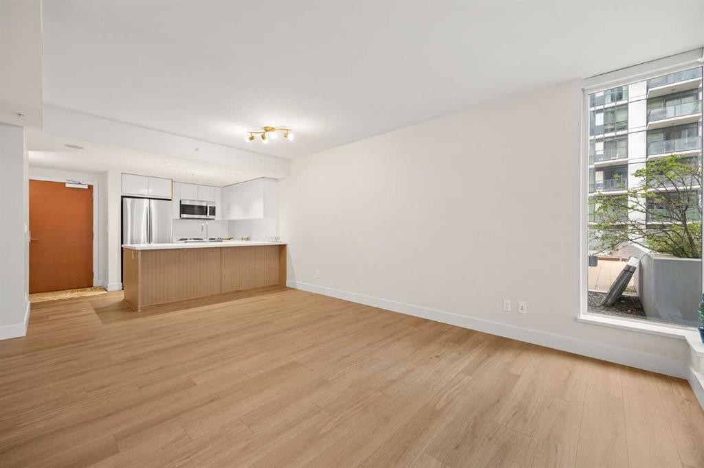206-519 Riverfront Avenue Se, Calgary, AB - Indoor Photo Showing Other Room