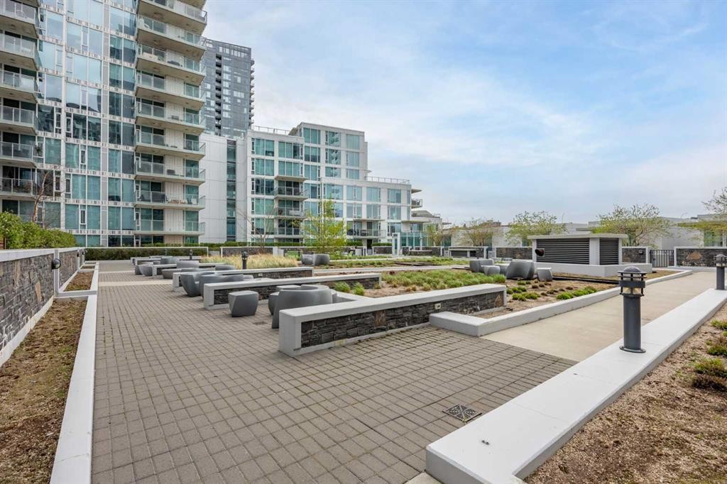 206-519 Riverfront Avenue Se, Calgary, AB - Outdoor