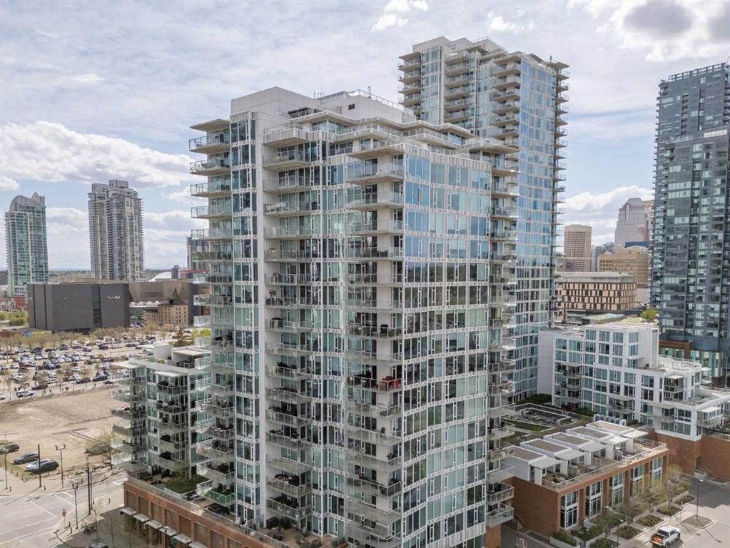 206-519 Riverfront Avenue Se, Calgary, AB - Outdoor With Facade