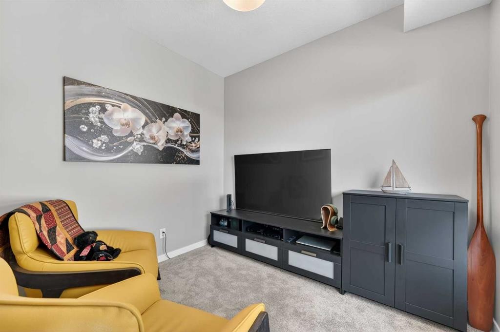 504-122 Mahogany Centre Se, Calgary, AB - Indoor