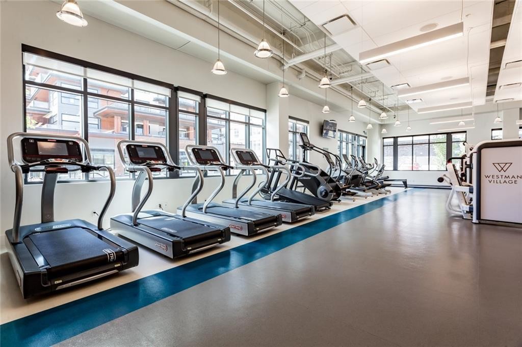 504-122 Mahogany Centre Se, Calgary, AB - Indoor Photo Showing Gym Room