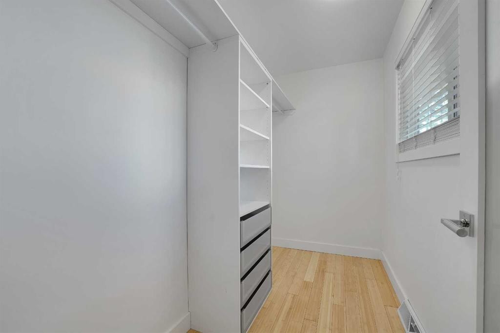 113 Langton Drive Sw, Calgary, AB - Indoor With Storage