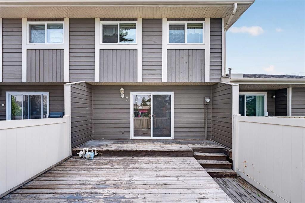7-14736 Deerfield, Calgary, AB - Outdoor With Exterior