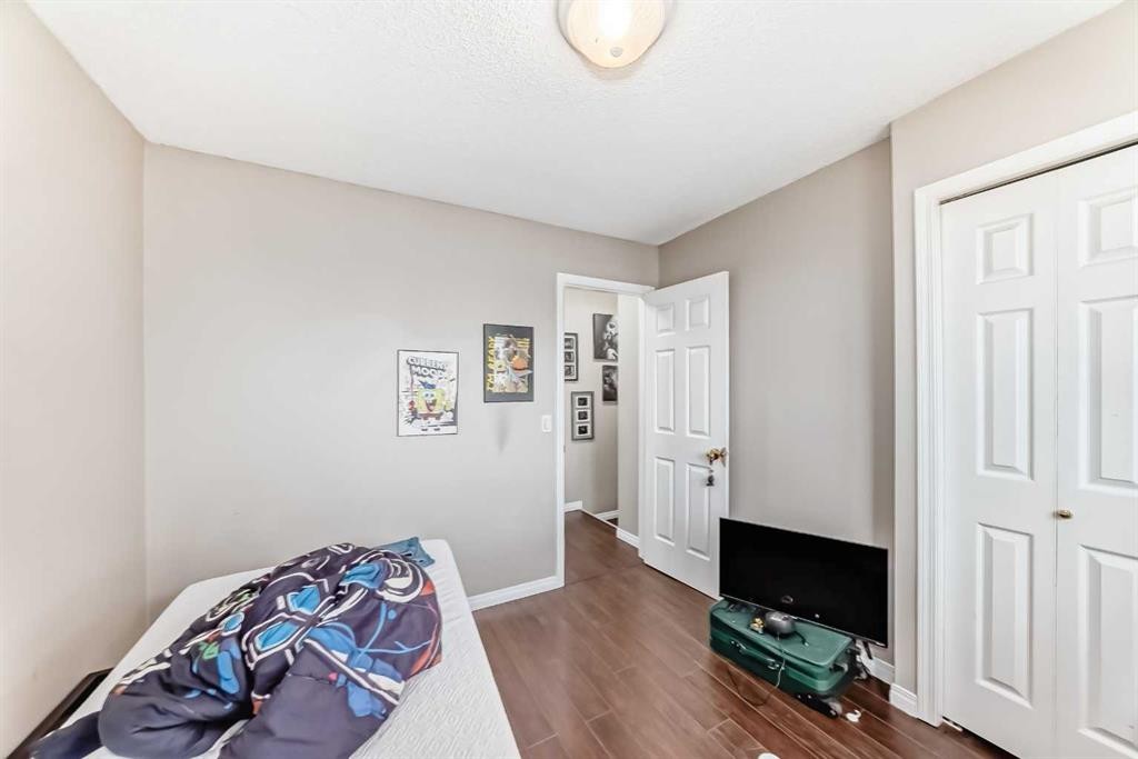 1-6-8 Huntley Close Ne, Calgary, AB - Indoor