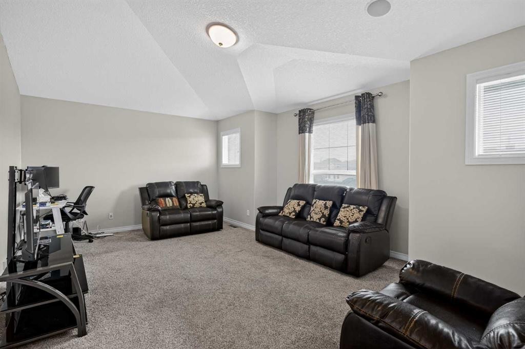 32 Evanspark Circle Nw, Calgary, AB - Indoor