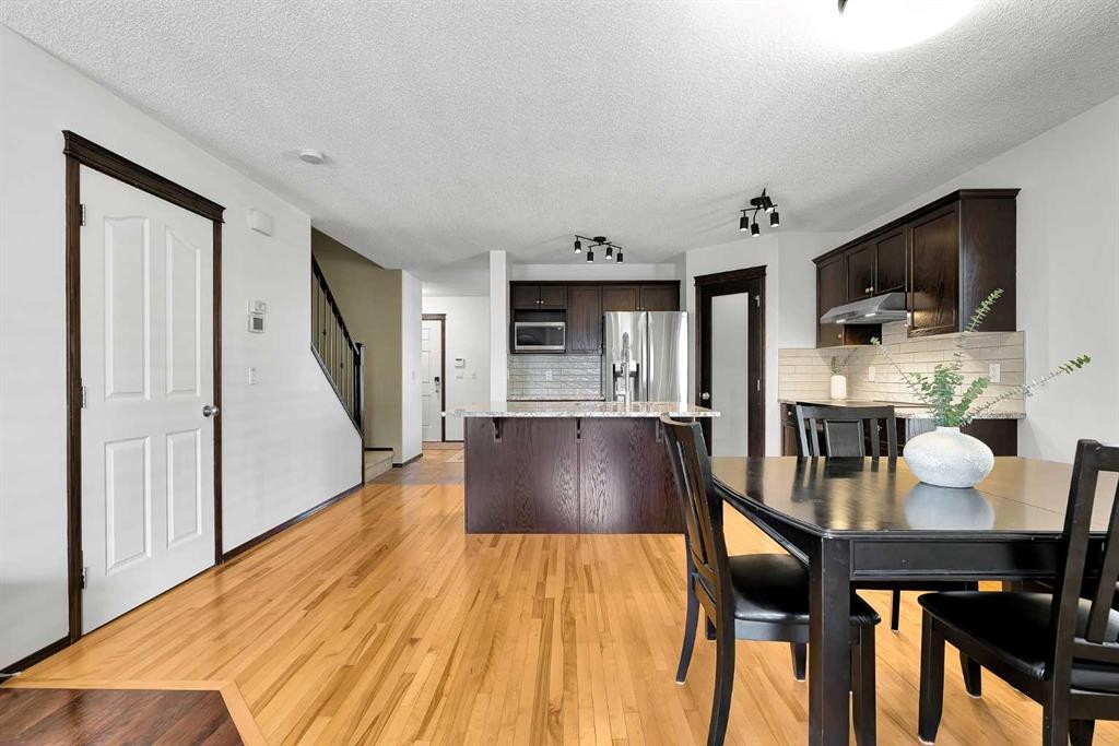 10 Autumn Green Se, Calgary, AB - Indoor