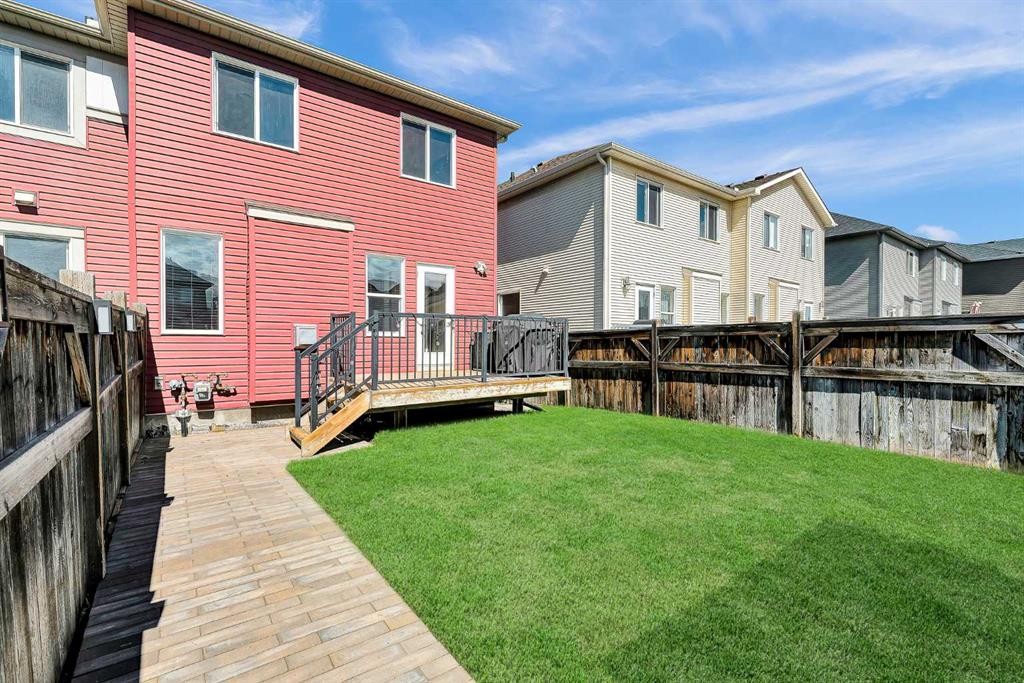 10 Autumn Green Se, Calgary, AB - Outdoor With Exterior