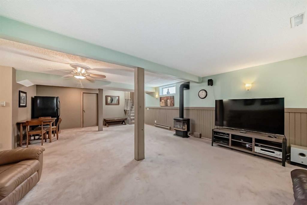 308 Cannington Place Sw, Calgary, AB - Indoor