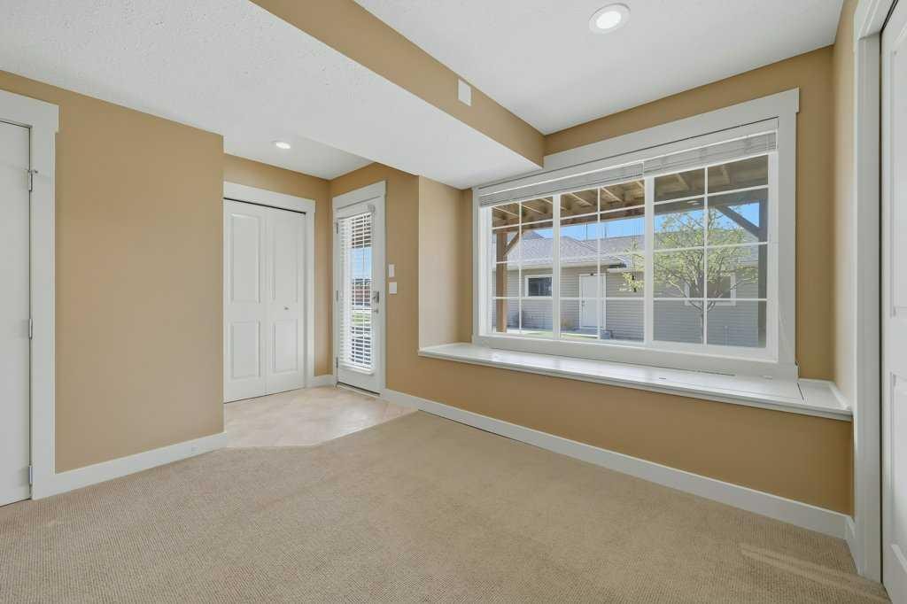 320 Rainbow Falls Drive, Chestermere, AB - Indoor Photo Showing Other Room