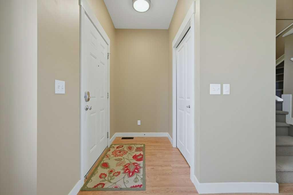 320 Rainbow Falls Drive, Chestermere, AB - Indoor Photo Showing Other Room