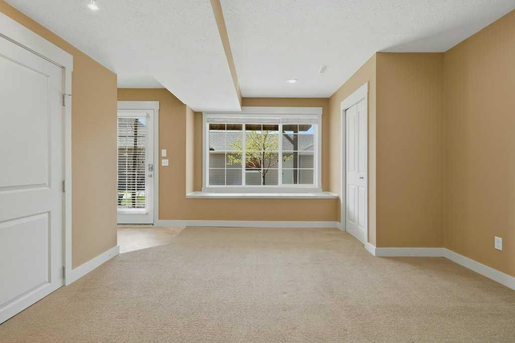 320 Rainbow Falls Drive, Chestermere, AB - Indoor Photo Showing Other Room