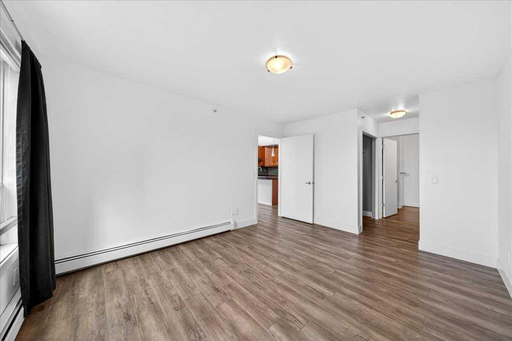 404-603 7 Avenue Ne, Calgary, AB - Indoor Photo Showing Other Room