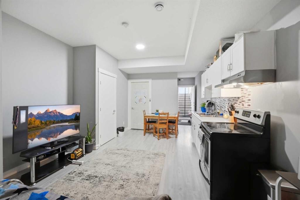 668 Cornerstone Boulevard Ne, Calgary, AB - Indoor Photo Showing Kitchen