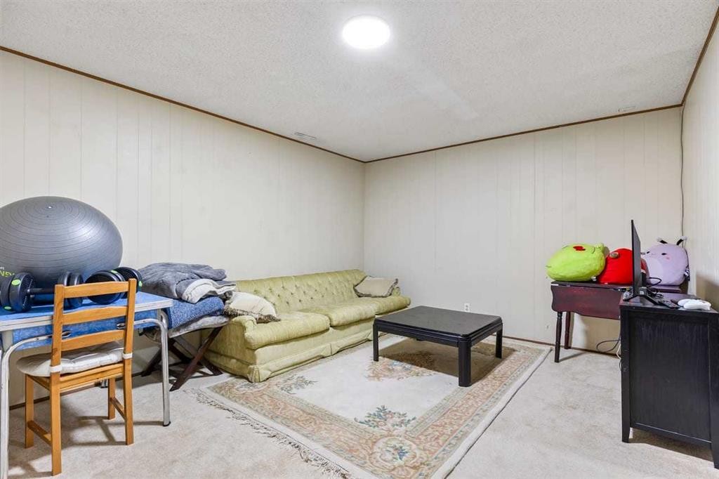28 Beddington Crescent Ne, Calgary, AB - Indoor Photo Showing Other Room