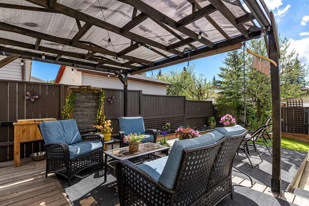 28 Beddington Crescent Ne, Calgary, AB - Outdoor With Deck Patio Veranda With Exterior
