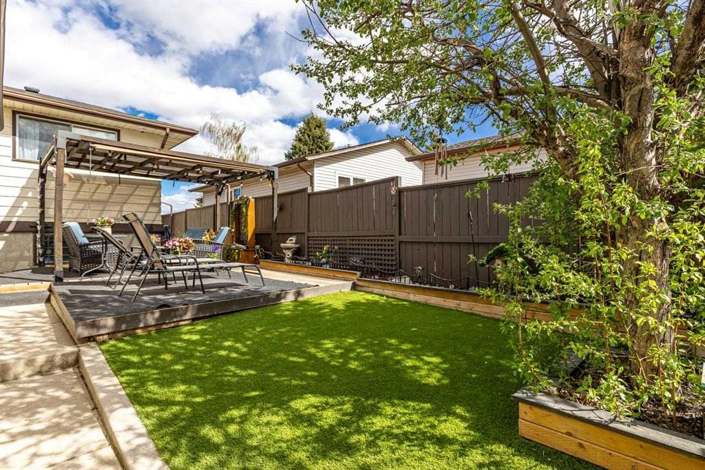 28 Beddington Crescent Ne, Calgary, AB - Outdoor With Deck Patio Veranda